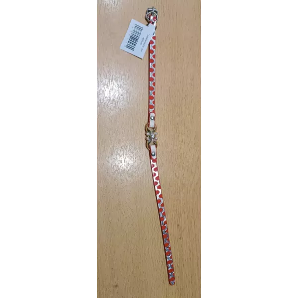 Collar fantasía con aplique